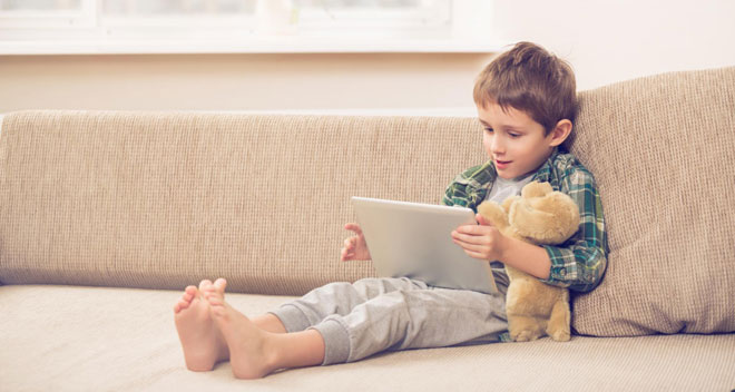 Los pediatras avisan: el cambio de hábitos por la pandemia ha incrementado las consultas psiquiátricas de niños y adolescentes